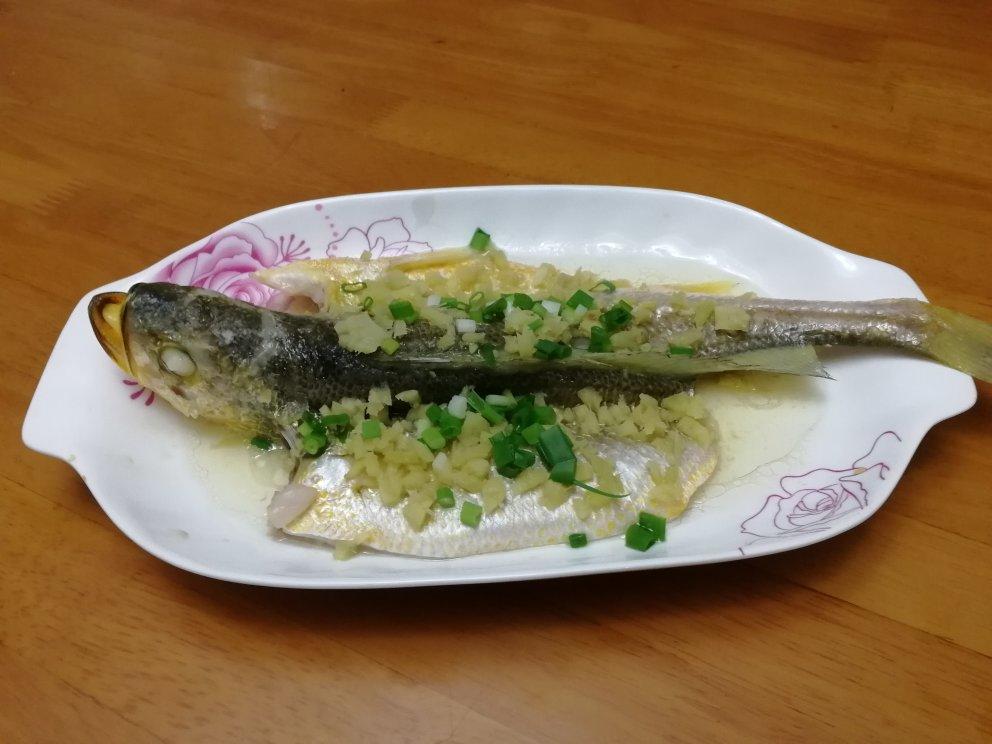 拍姜蒸黄花鱼