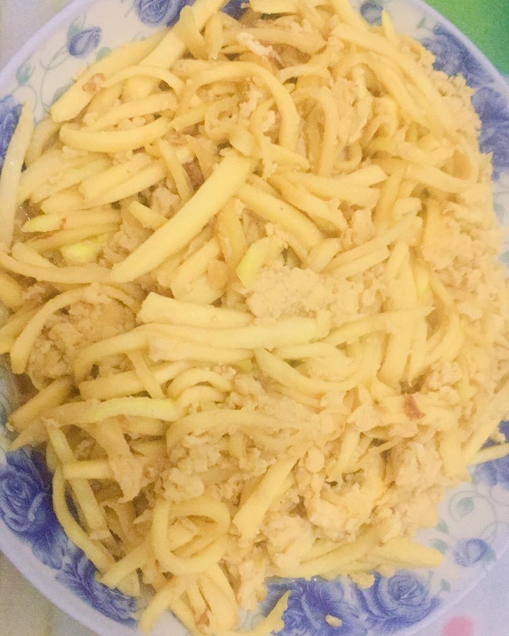 茭白丝炒蛋
