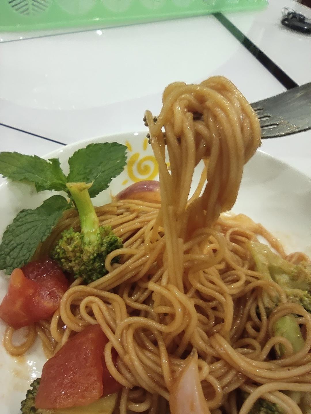 番茄虾仁意大利面