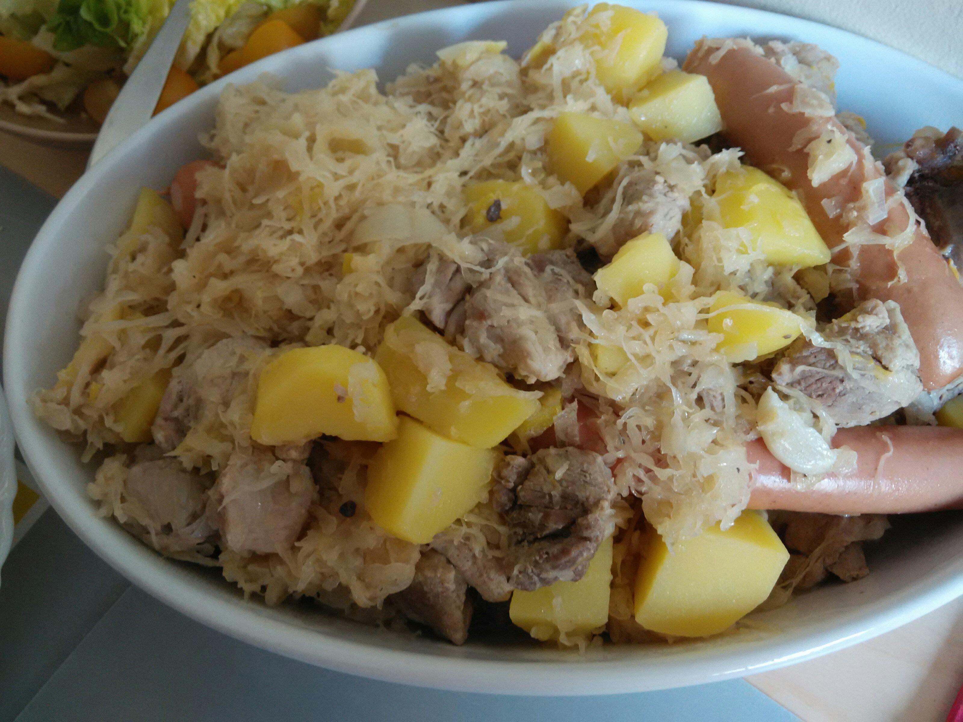 choucroute法国阿尔萨斯酸菜炖猪肉