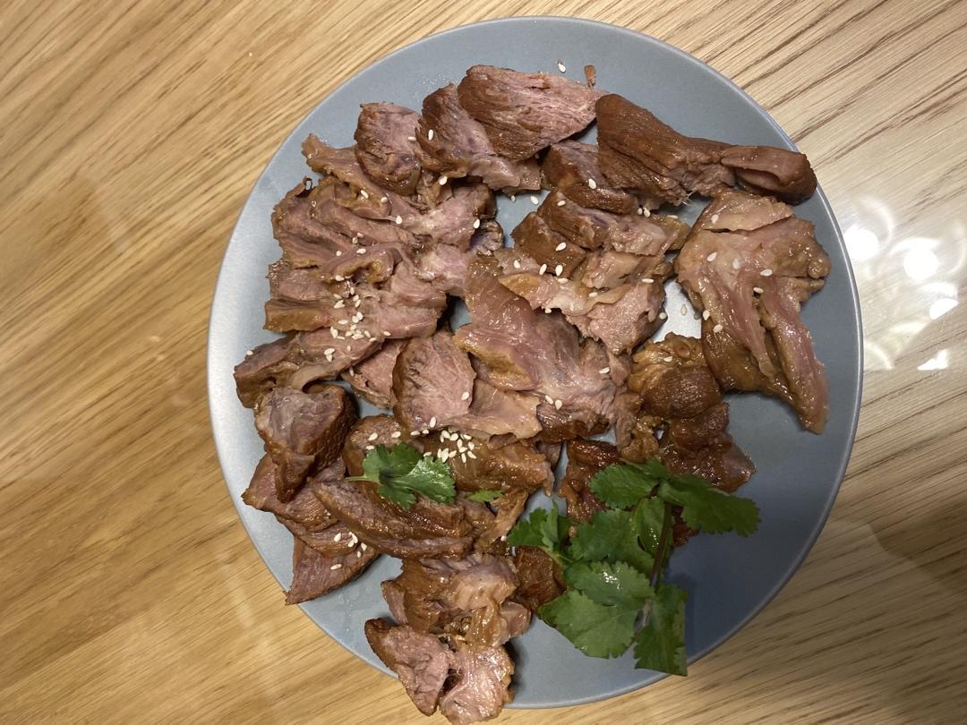 卤牛肉