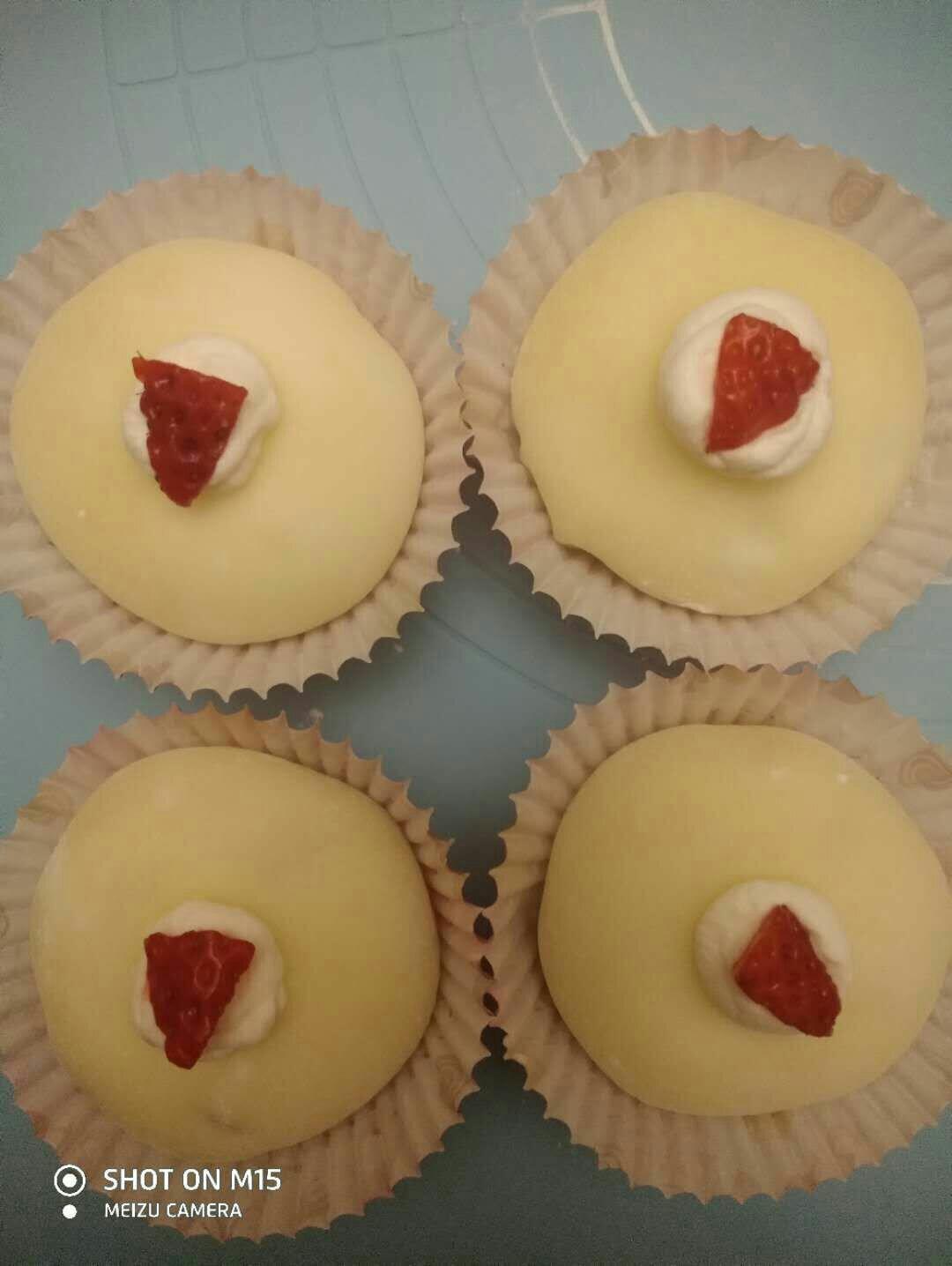 免烤箱❗️香甜软糯❗️一次成功的草莓雪媚娘🍓