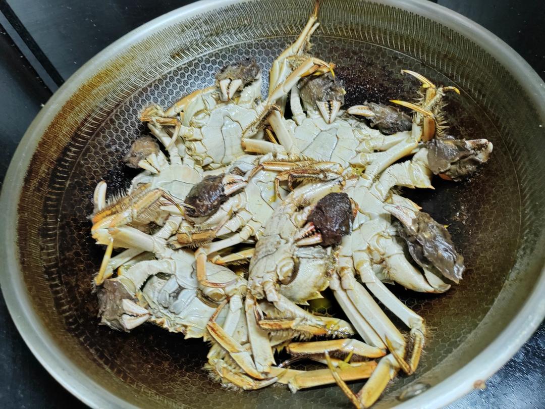 大闸蟹这样做不寒！超香！超好吃！香煎蟹!