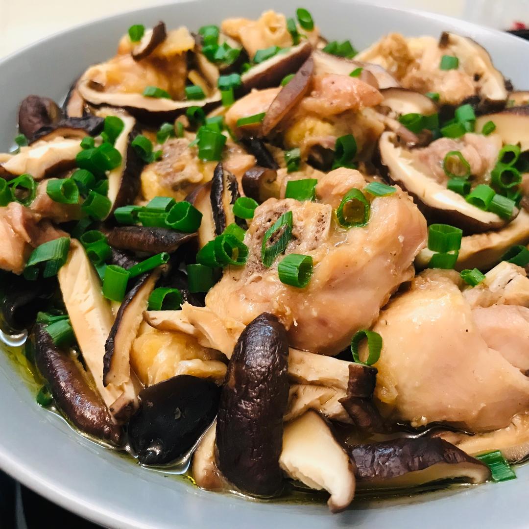 轻食香菇蒸鸡