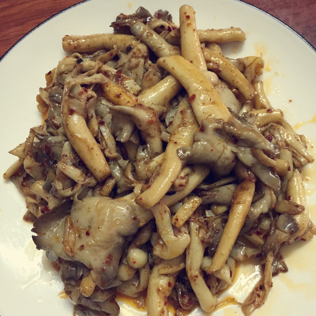 荼蘼刖茶做的干煸孜然蘑菇dryfriedmushroom