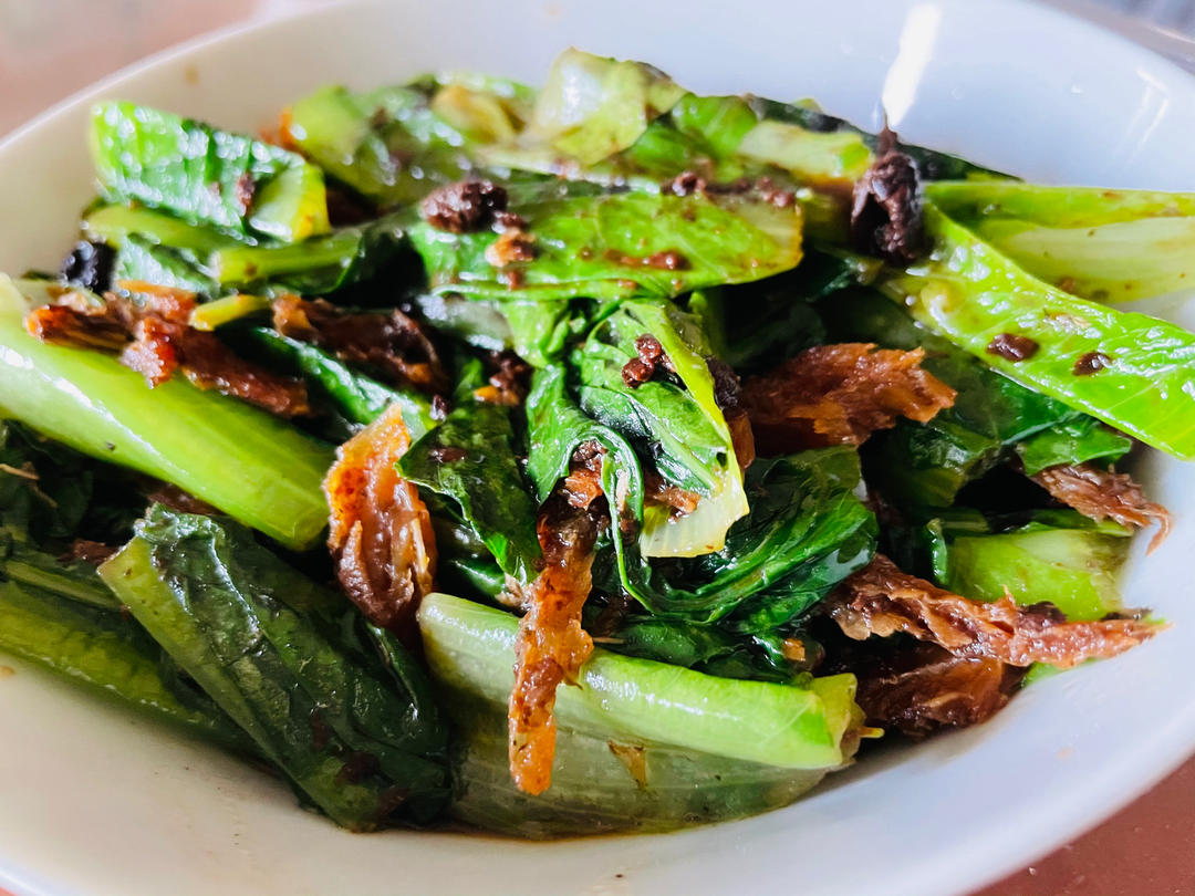 家常菜豆豉鲮鱼油麦菜