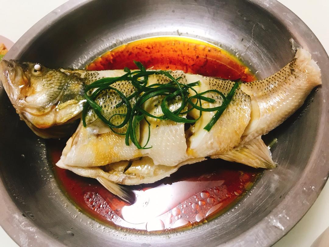 清蒸鲈鱼
