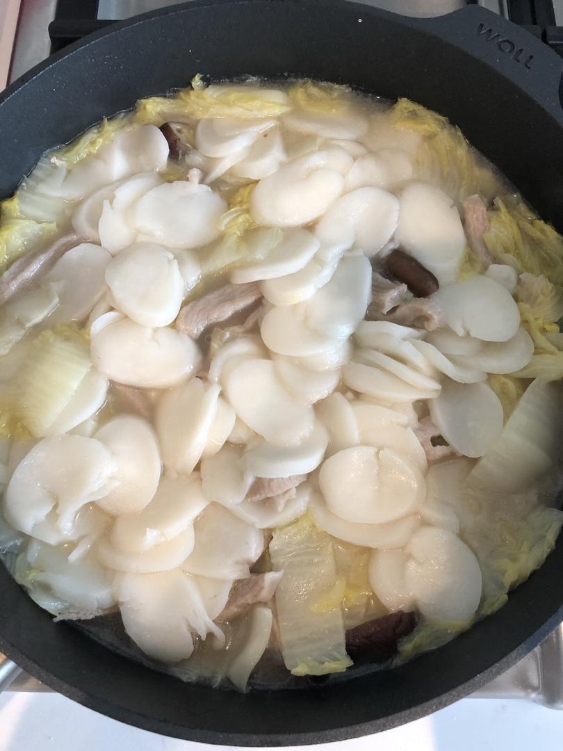 白菜肉丝汤年糕