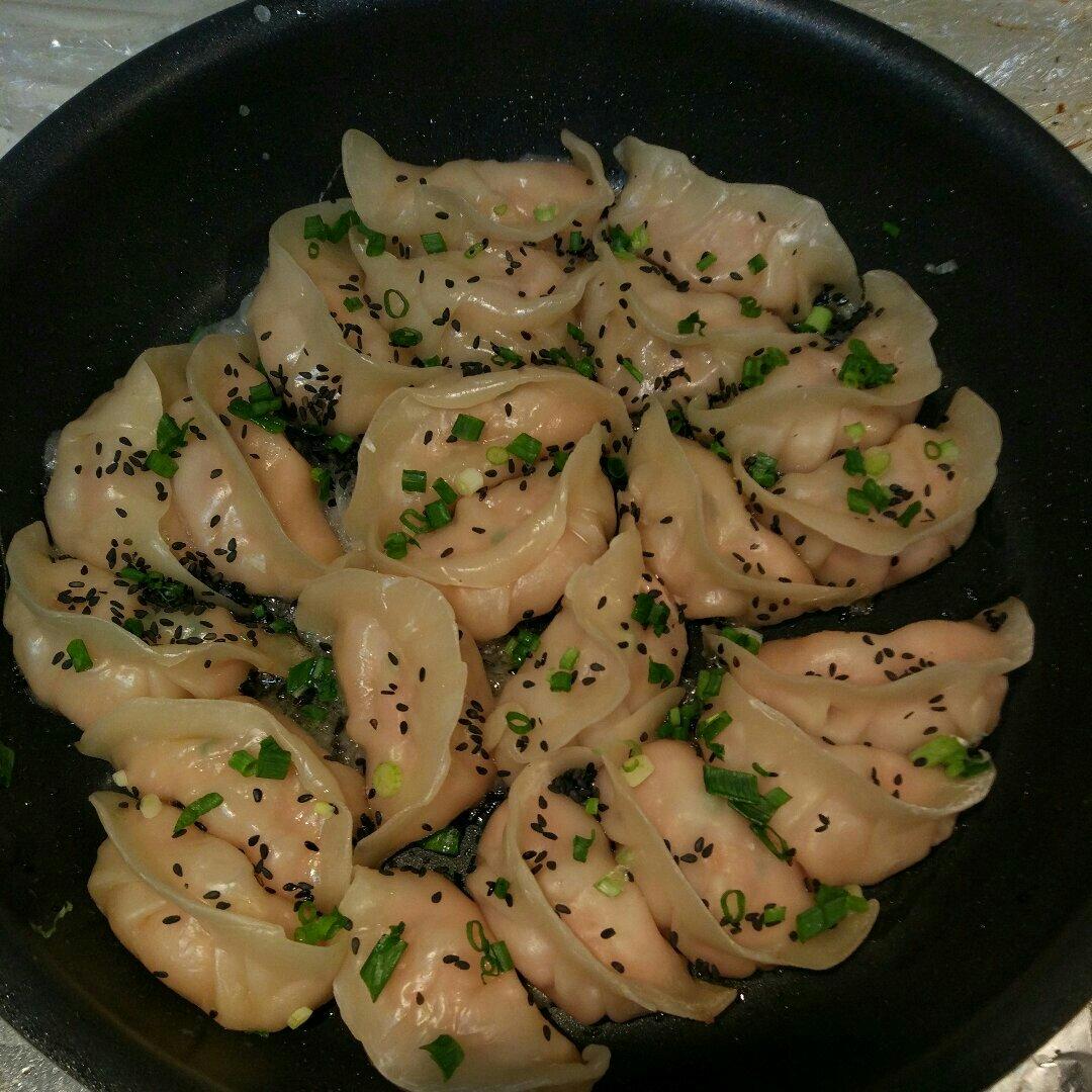 脆底煎饺