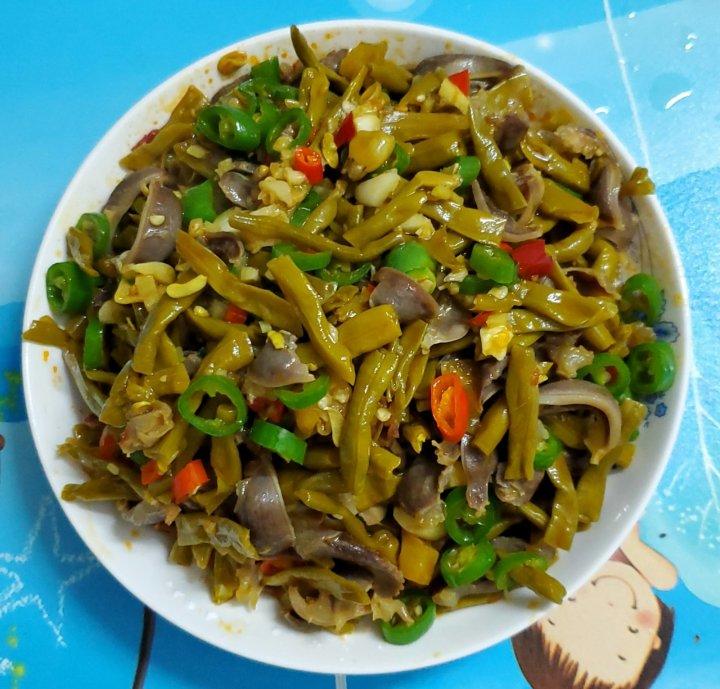 酸辣鸡杂