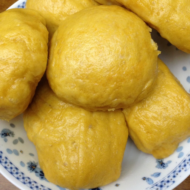 胡萝卜汁双色馒头