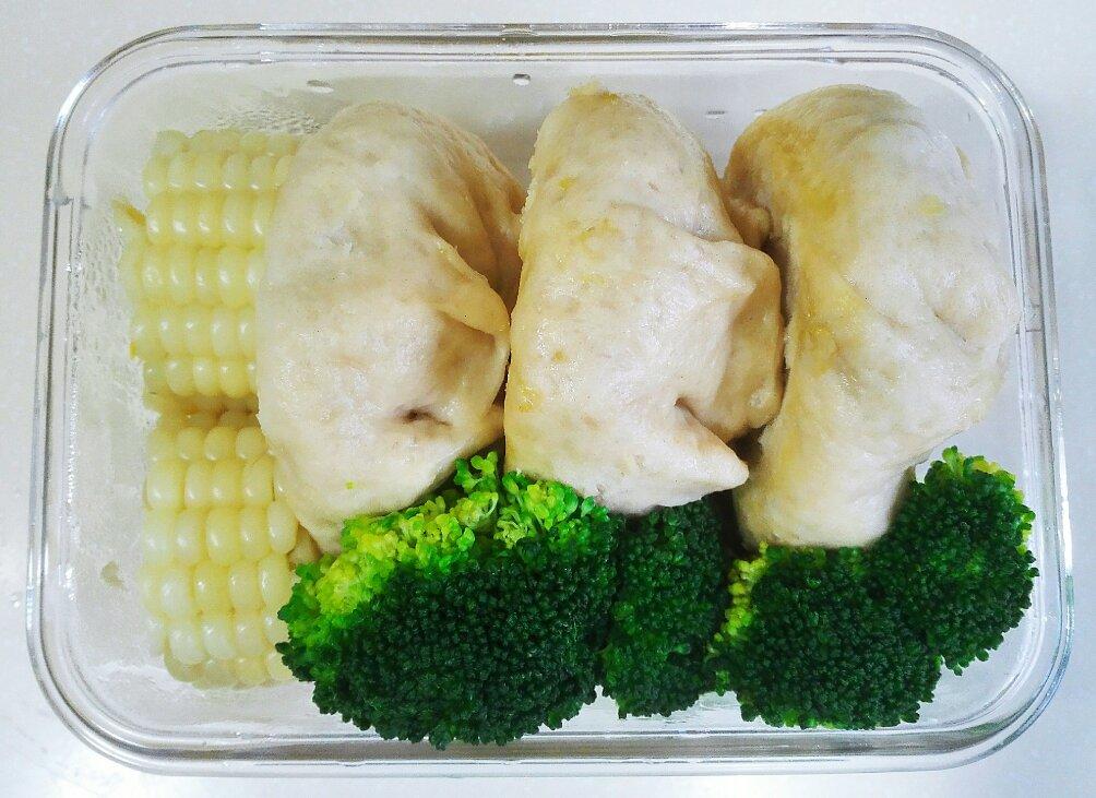 接地气的盒饭