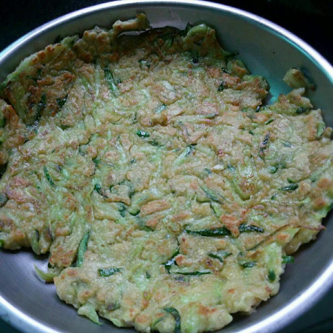 小黄瓜燕麦煎饼--爱仕达油你控系列