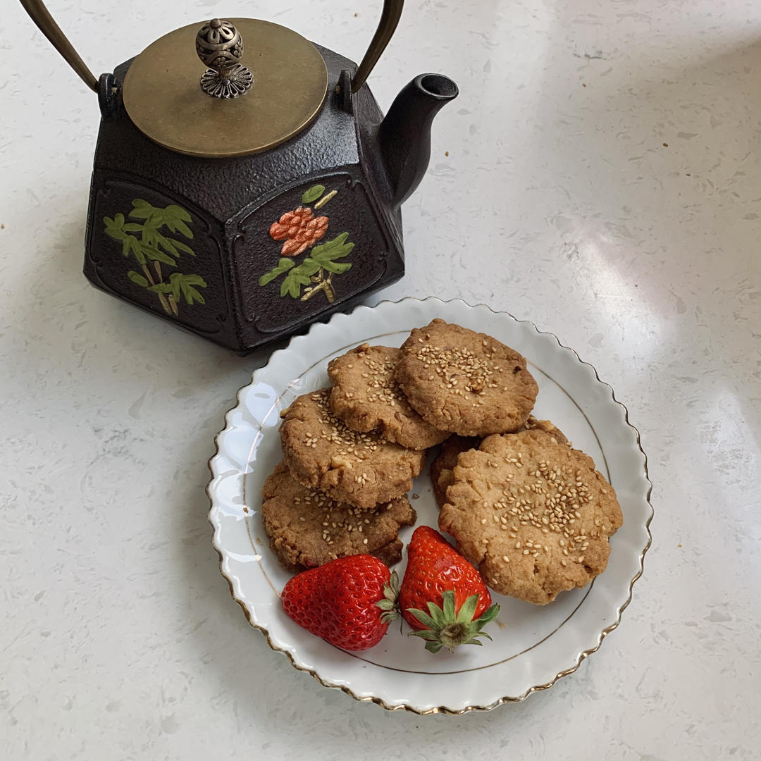 轻轻一按就碎掉的原味桃酥（不输猪油版）