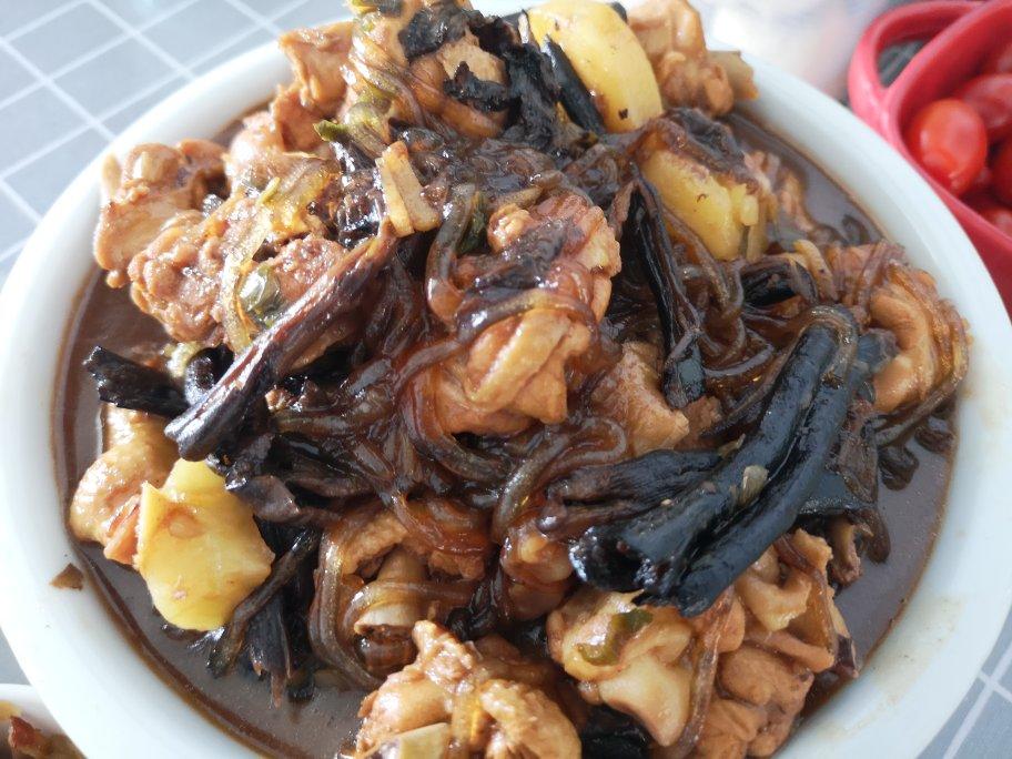 东北代表菜之小鸡炖蘑菇
