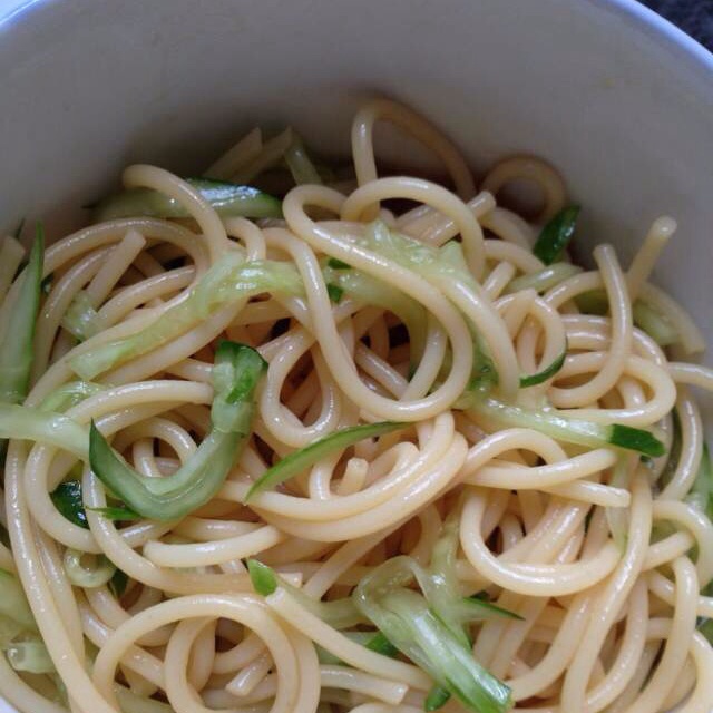 夏日快手凉拌面