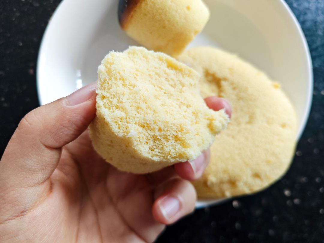 蒸蛋糕，一次成功🍰