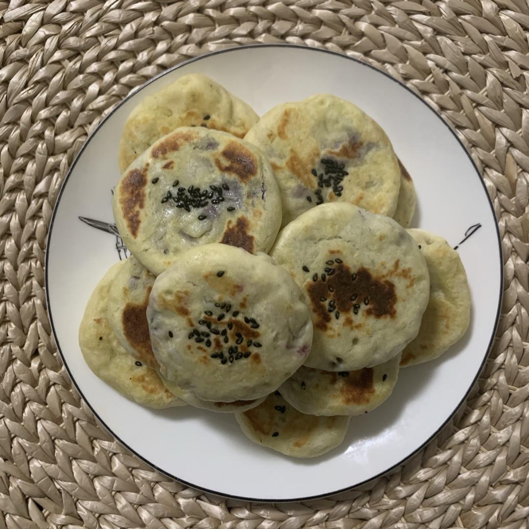 奶香味的山药紫薯软饼，香甜软糯，你一定要试试