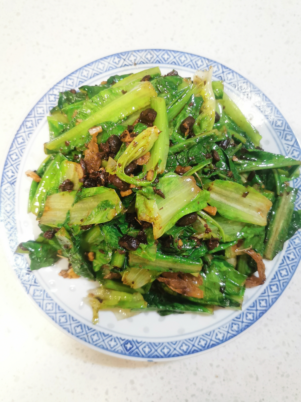 豆豉鲮鱼油麦菜，给青菜加一点肉的做法