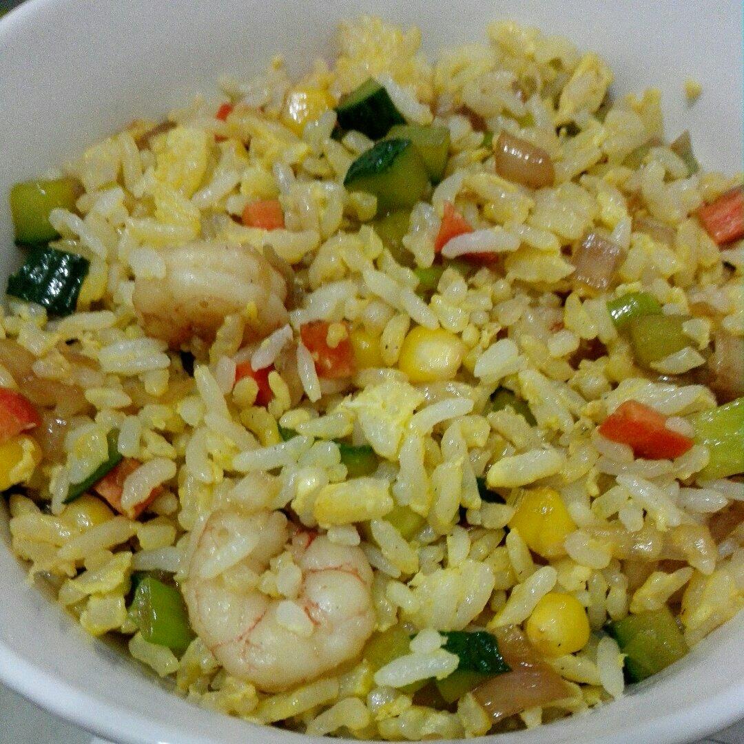 黄金虾仁炒饭