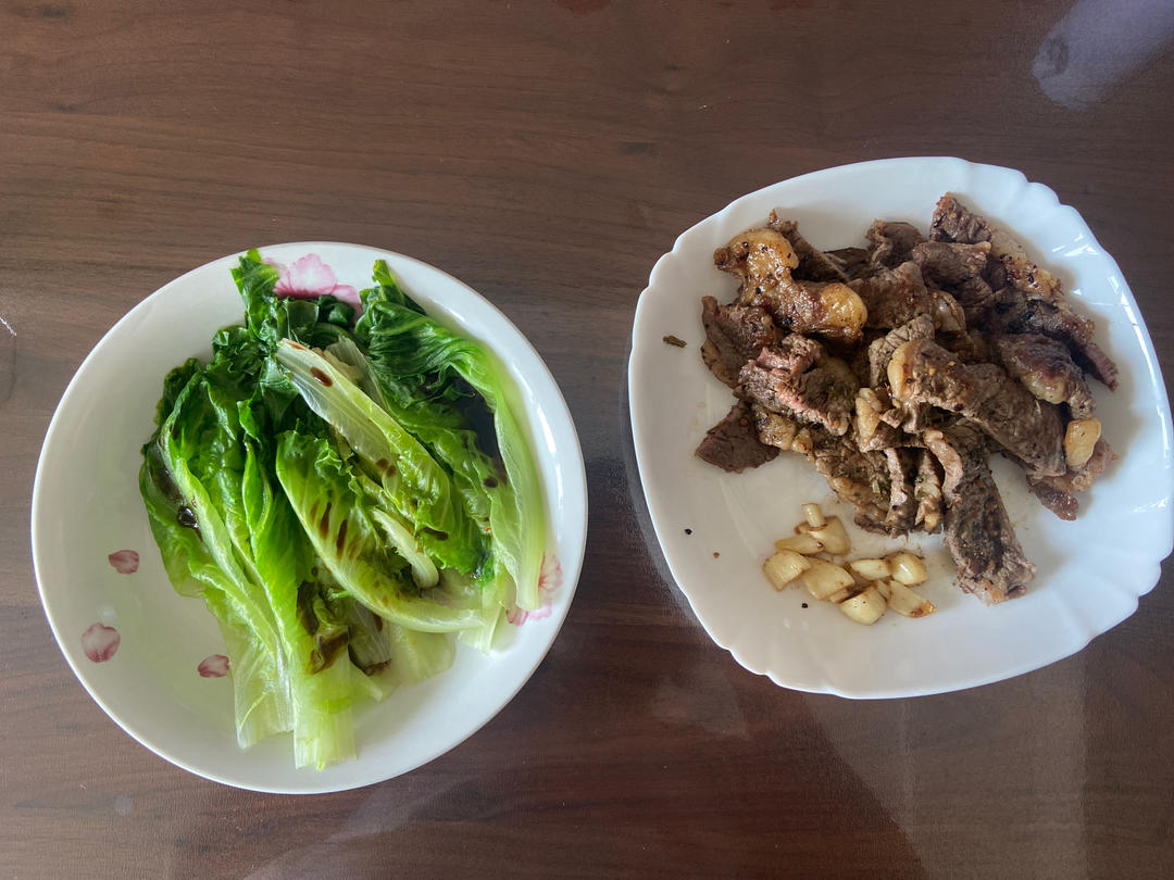 好吃的原切眼肉牛排-附黑胡椒汁和摆盘及各种牛排的区别