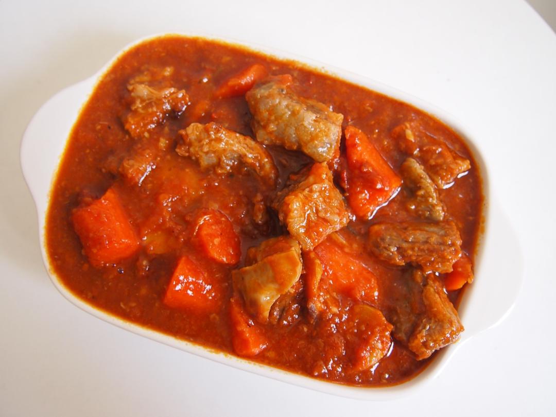 番茄红酒炖牛肉（铸铁锅版）