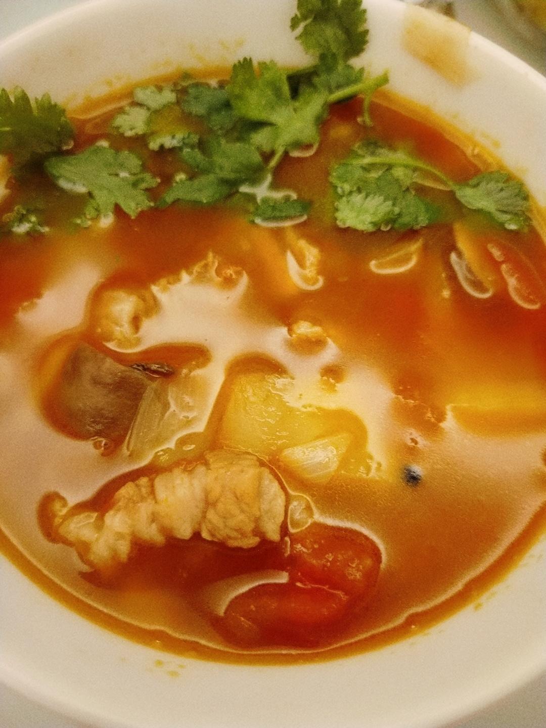 西红柿土豆炖牛腩的做法