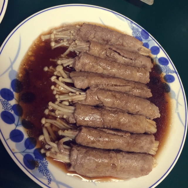 肥牛金针菇卷