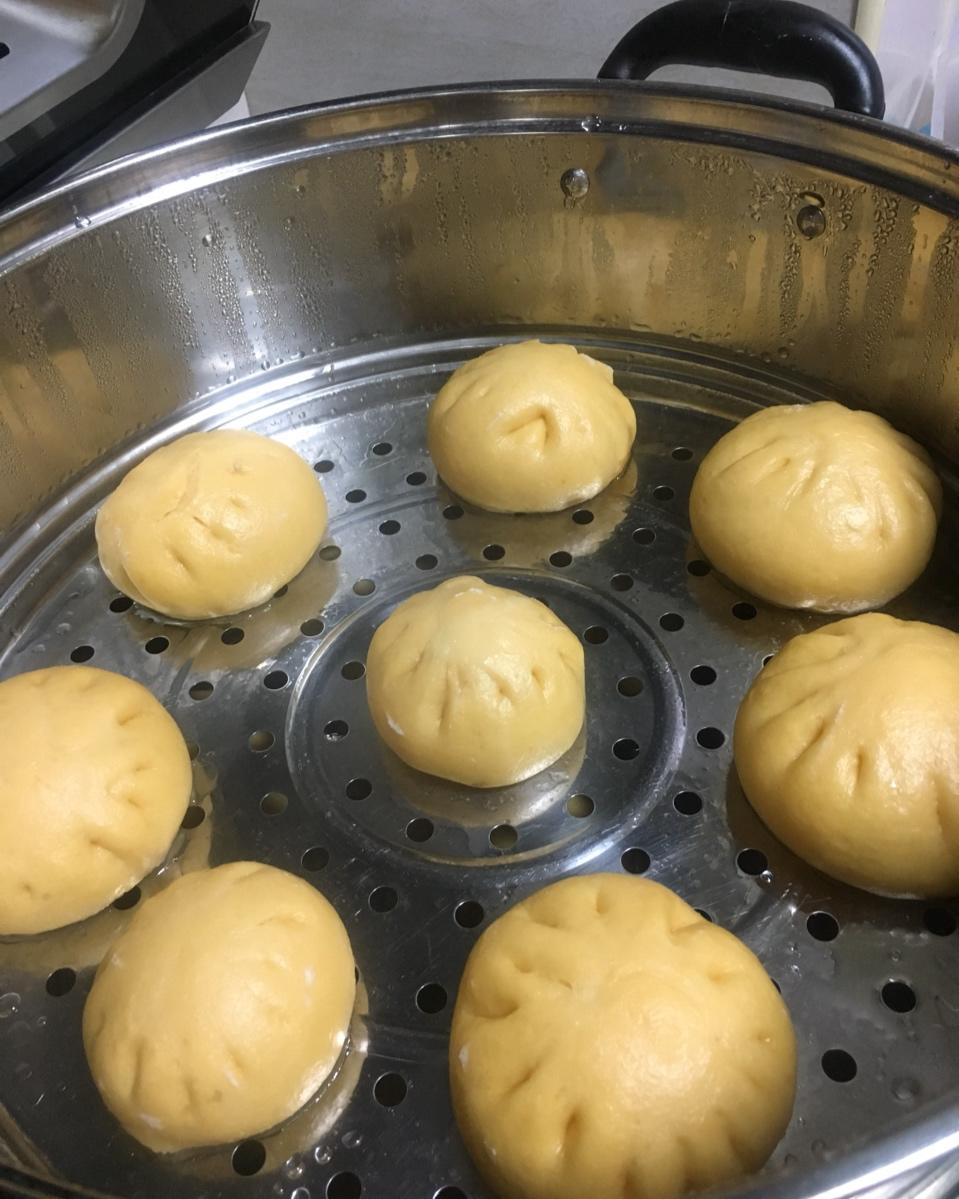 鲜肉包子