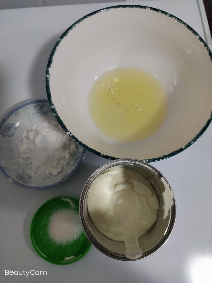 纯奶手撕吐司的做法 步骤1