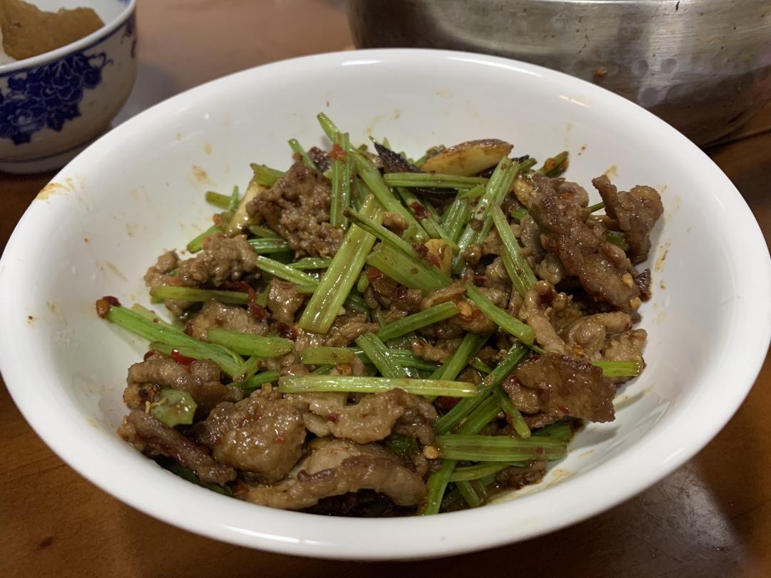 嫩炒牛肉片