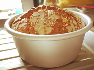 核桃枣泥蛋糕（无油低糖美味戚风）的做法 步骤7