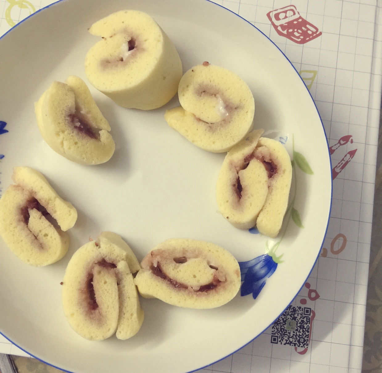 不用烤箱做烘焙【微波炉蛋糕卷】