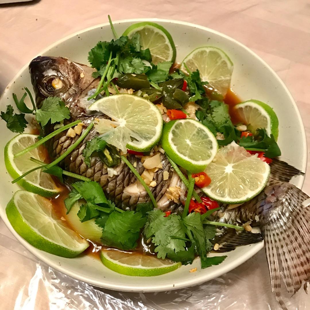 泰式青柠檬蒸鱼