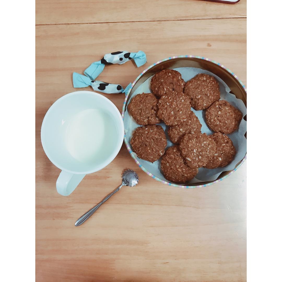 全麦燕麦饼干
