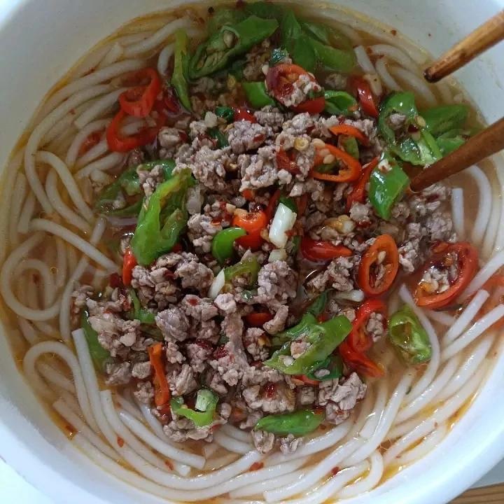 最简单的湖南早餐米粉做法