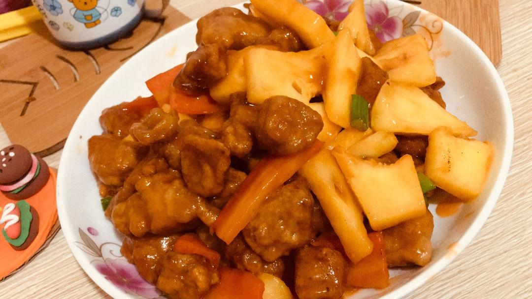 菠萝咕噜肉