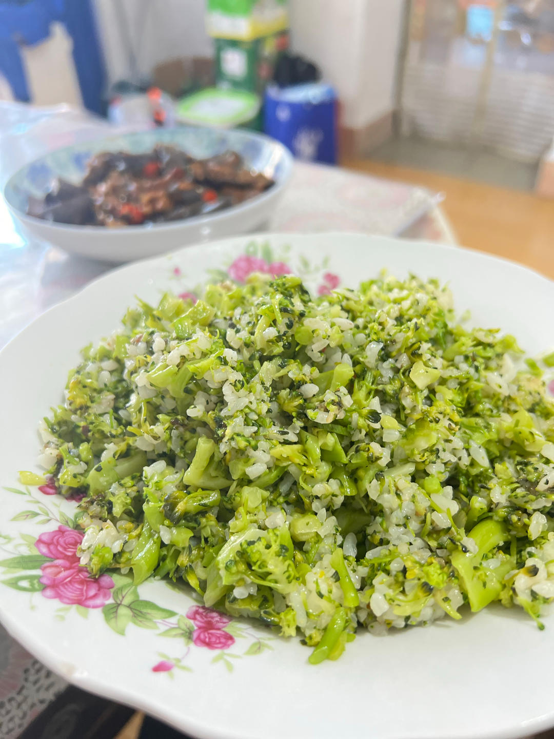 西蓝花虾仁炒饭