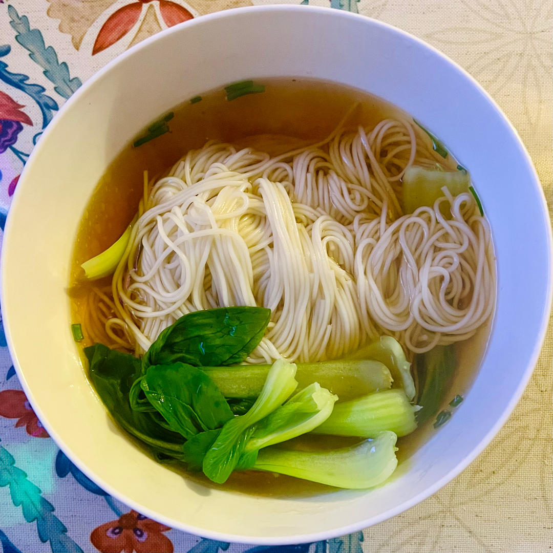 家里没有食材了怎么办？那就来碗阳春面，5分钟搞定！懒人必备！