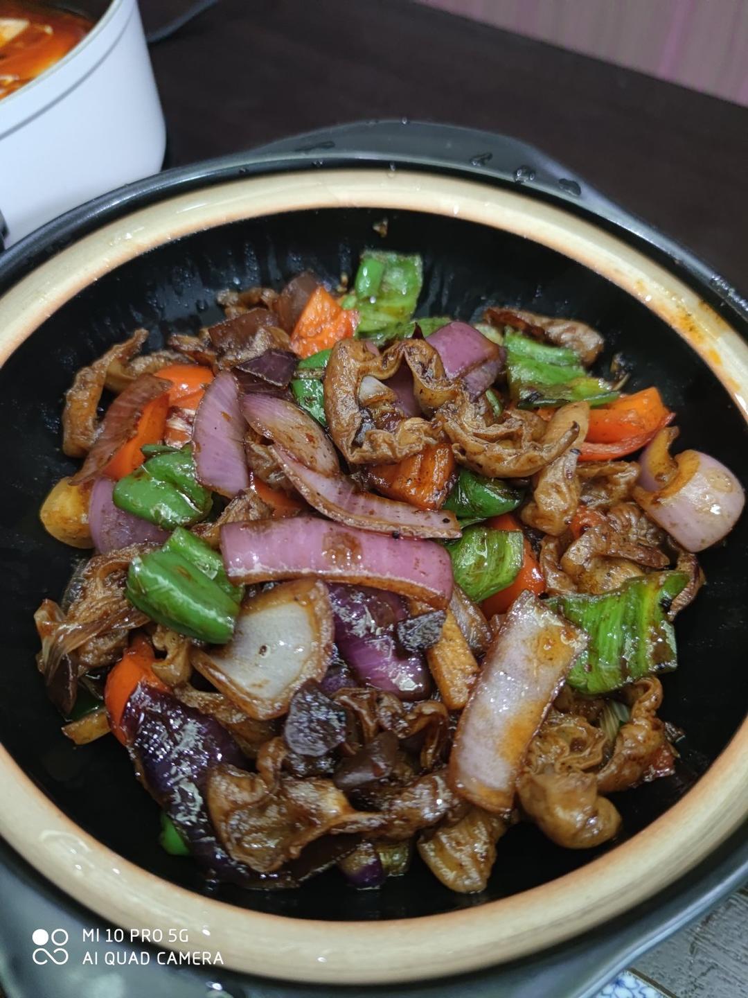 爆炒肥肠