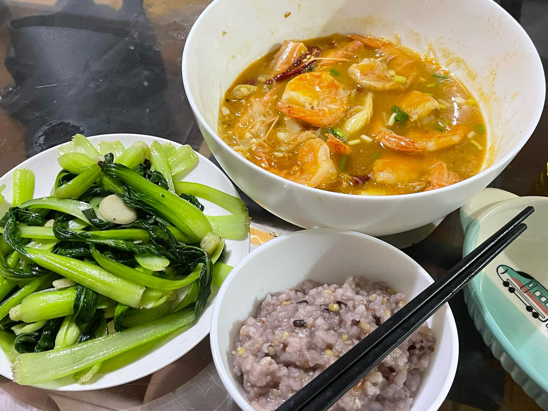 鲜虾粉丝煲