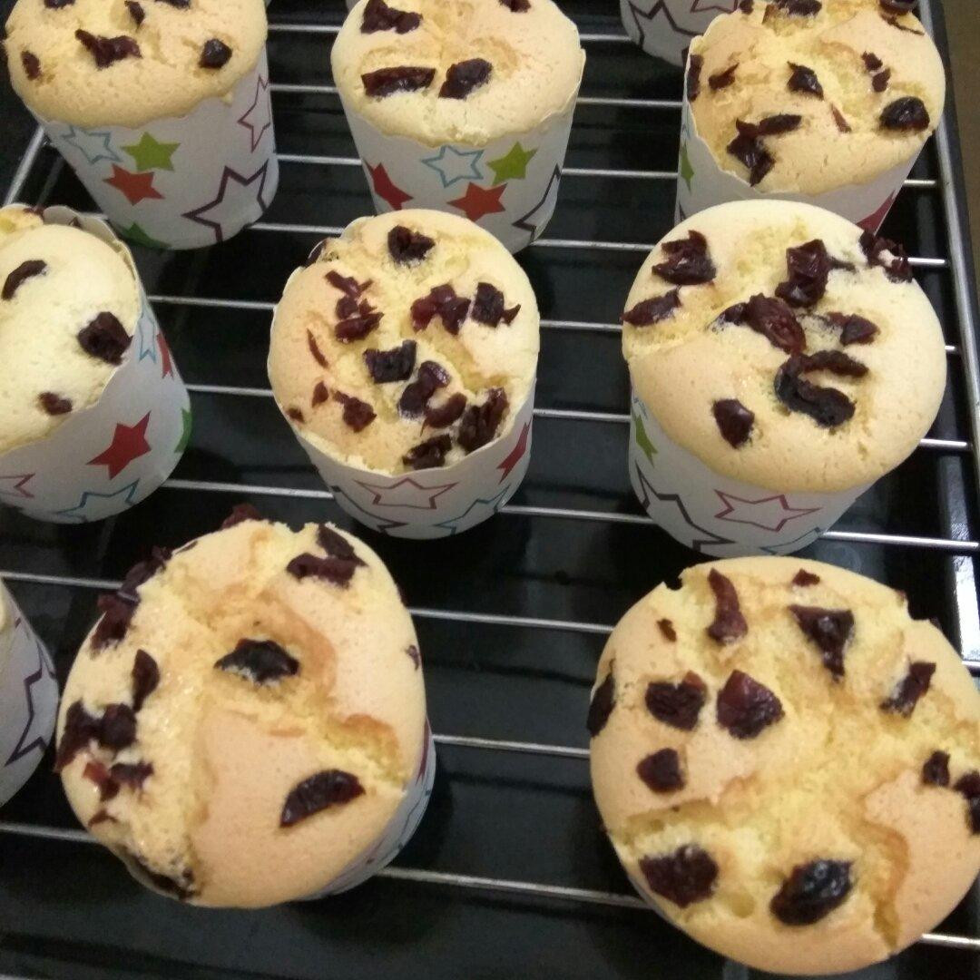 蛋香十足の海绵杯子蛋糕，伴手礼好选择。