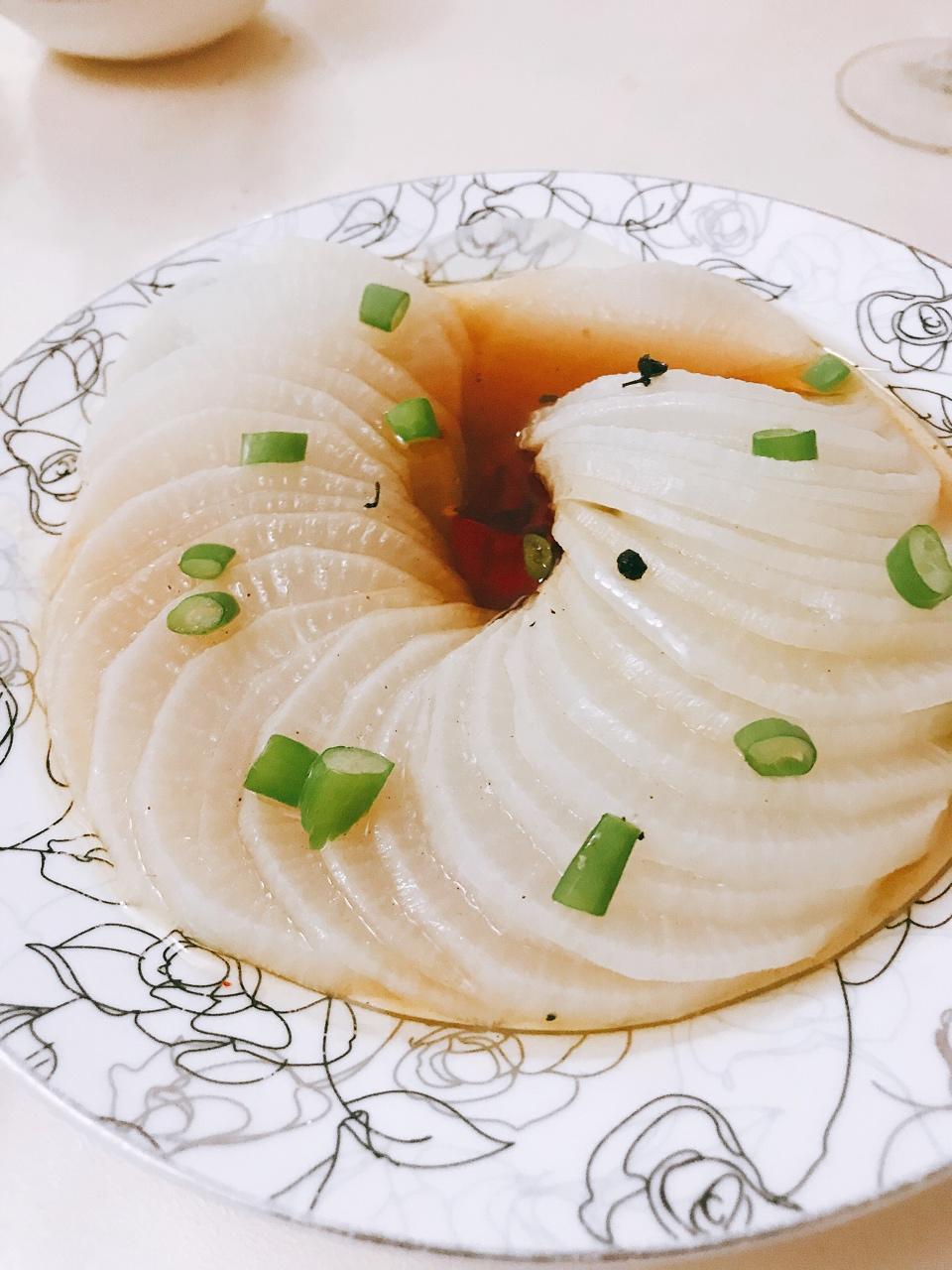 周周周小舟做的清蒸白萝卜