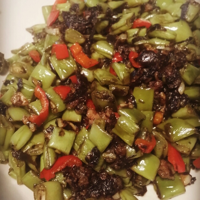 榄菜肉末四季豆
