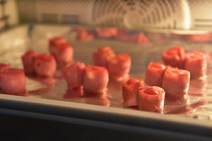 红红火火培根蕃茄串 － 北鼎烤箱食谱的做法 步骤6