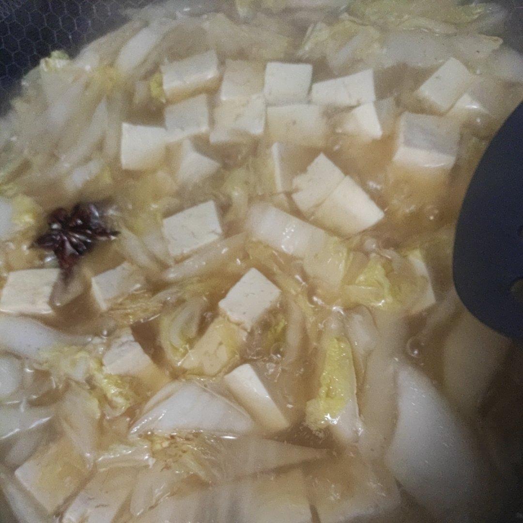 白菜炖冻豆腐