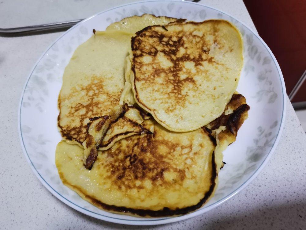 香蕉牛奶鸡蛋饼——免糖少油版