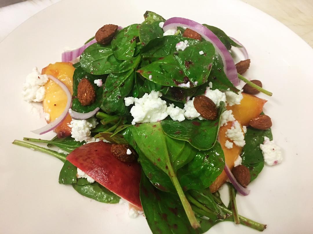 蜜桃芦笋沙律🎐