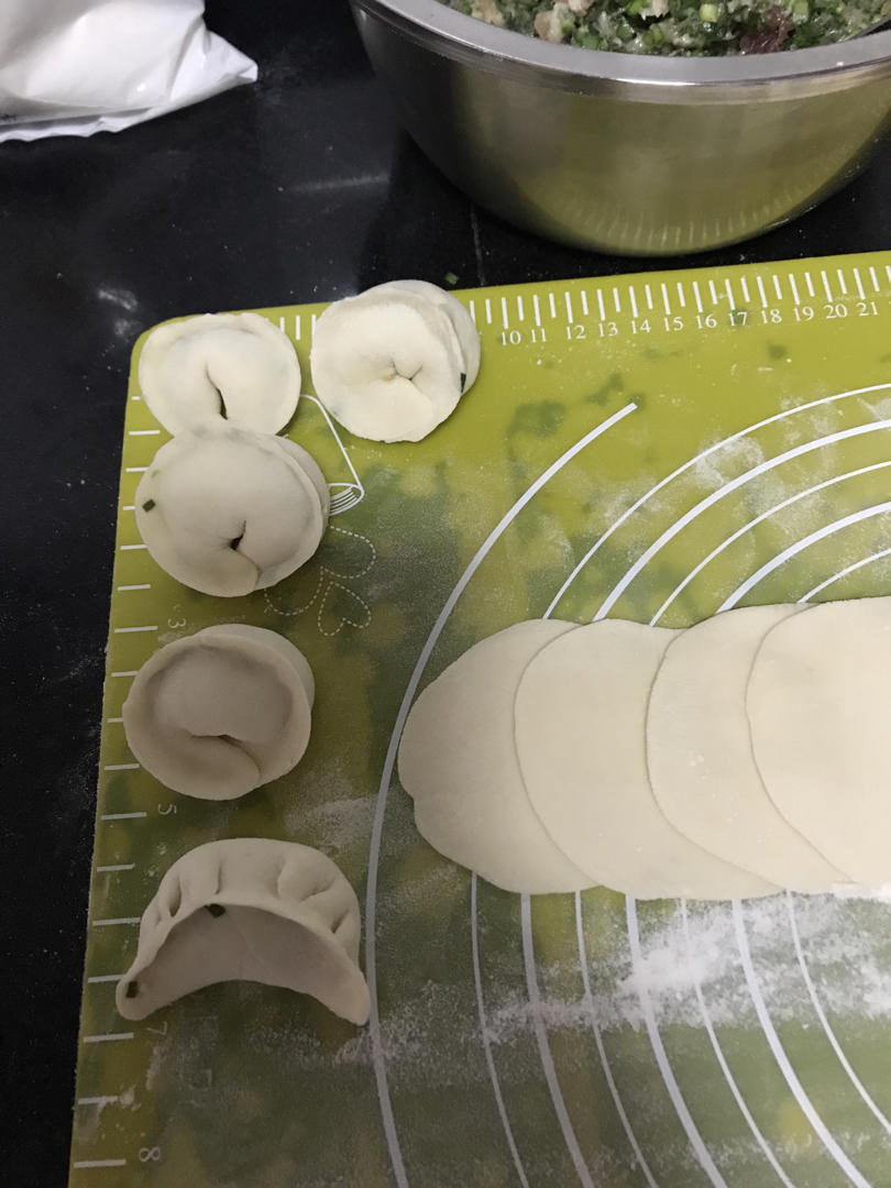 手工揉面三分钟，又韧又薄又好包的饺子皮