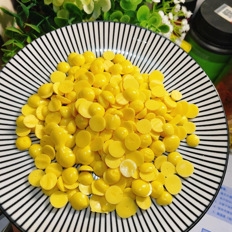 入口即化、简单易做的6个月以上宝宝都可以吃的健康小零食-蛋黄溶豆